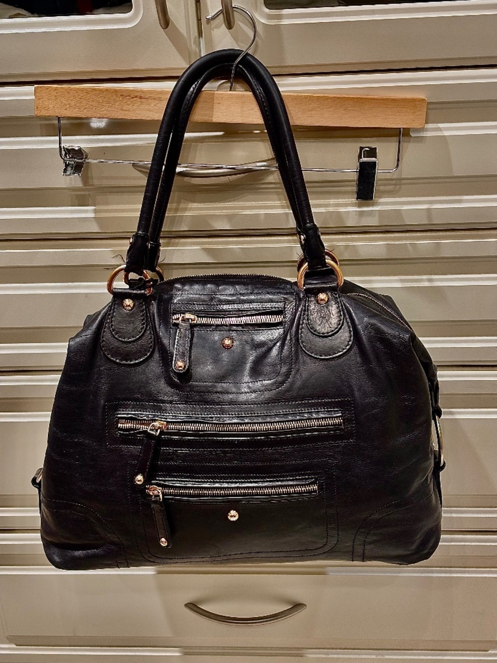 Tod's Leather Shoulder Bag Black Gold Trim